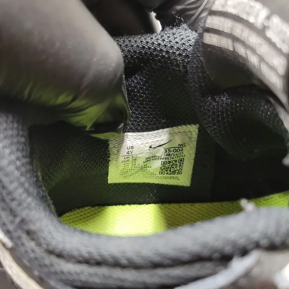 Nike pre owned